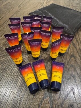 20 L'Occitane Immortelle Overnight Reset Oil-in-Serum Sample Tubes W Bag 3.2oz!